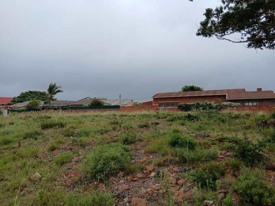 0 Bedroom Property for Sale in Wavecrest Eastern Cape
